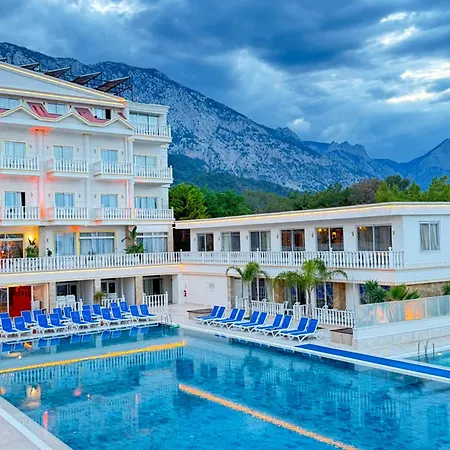 Sl La Perla Kemer Resort *