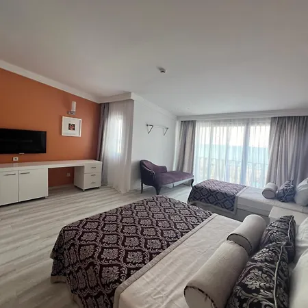Sl La Perla Kemer * Antalya