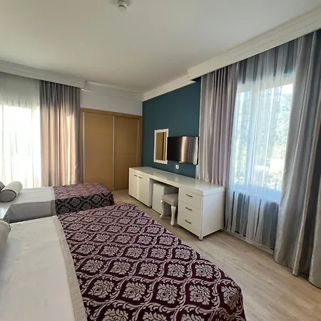 Sl La Perla Kemer Resort *